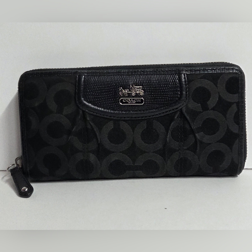 Coach Designer Large Black Accordion Zip Wallet In Signature Jacquard Fabric